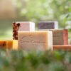 ΧΕΙΡΟΠΟΙΗΤΟ ΣΑΠΟΥΝΙ ΠΡΟΣΩΠΟΥ ΚΑΡΟΤΟ SIRRA ORGANICS 80gr